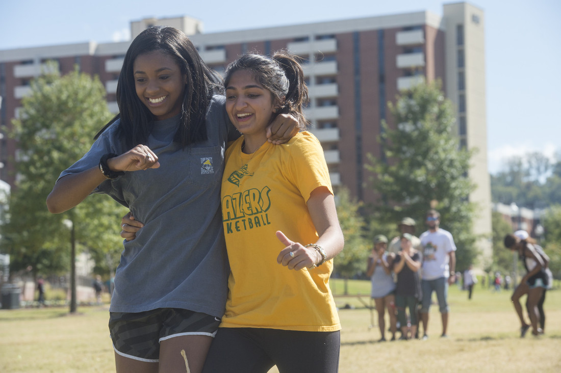 RS16422 green gold games 2016 18 scr