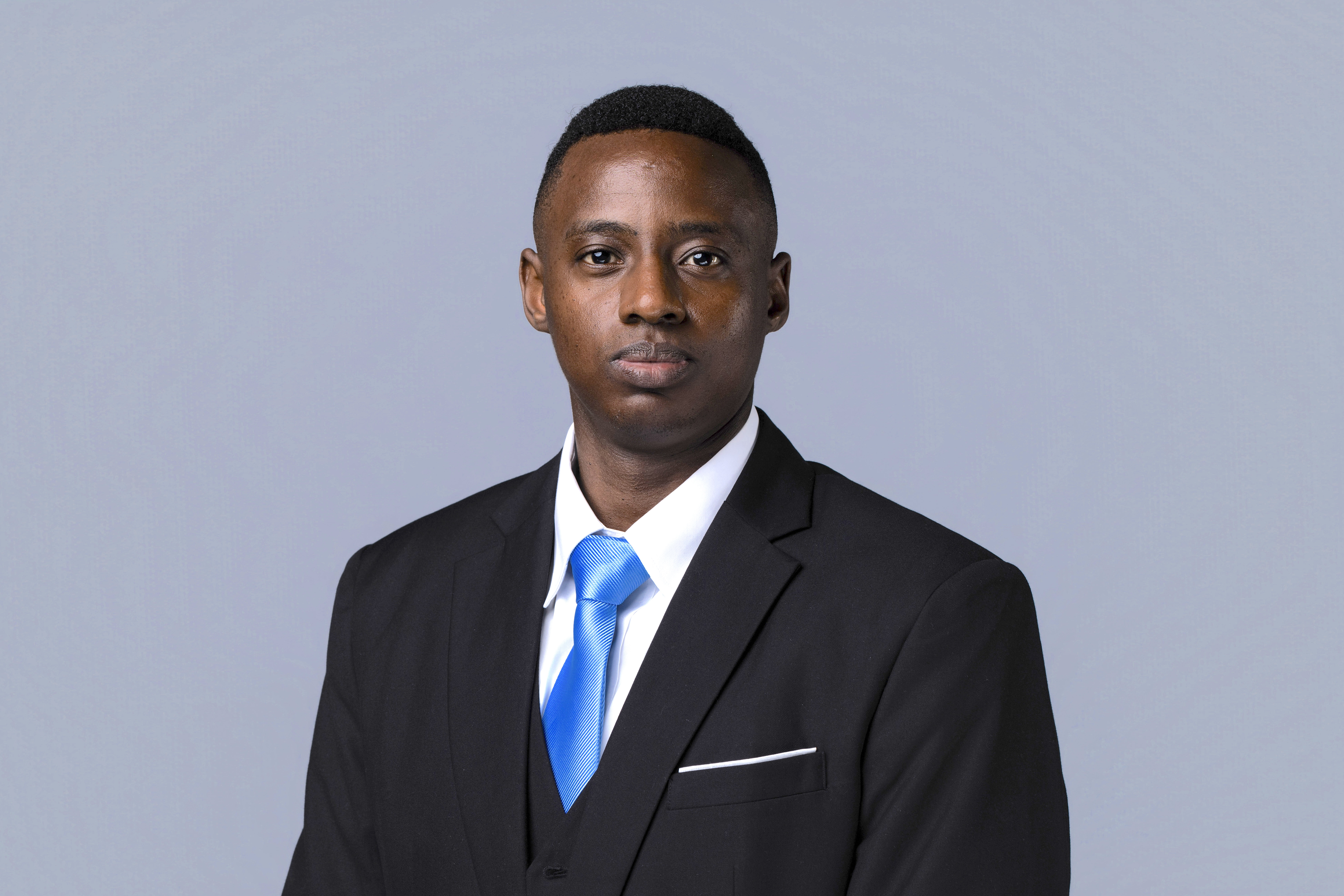 Irving Miseda headshot