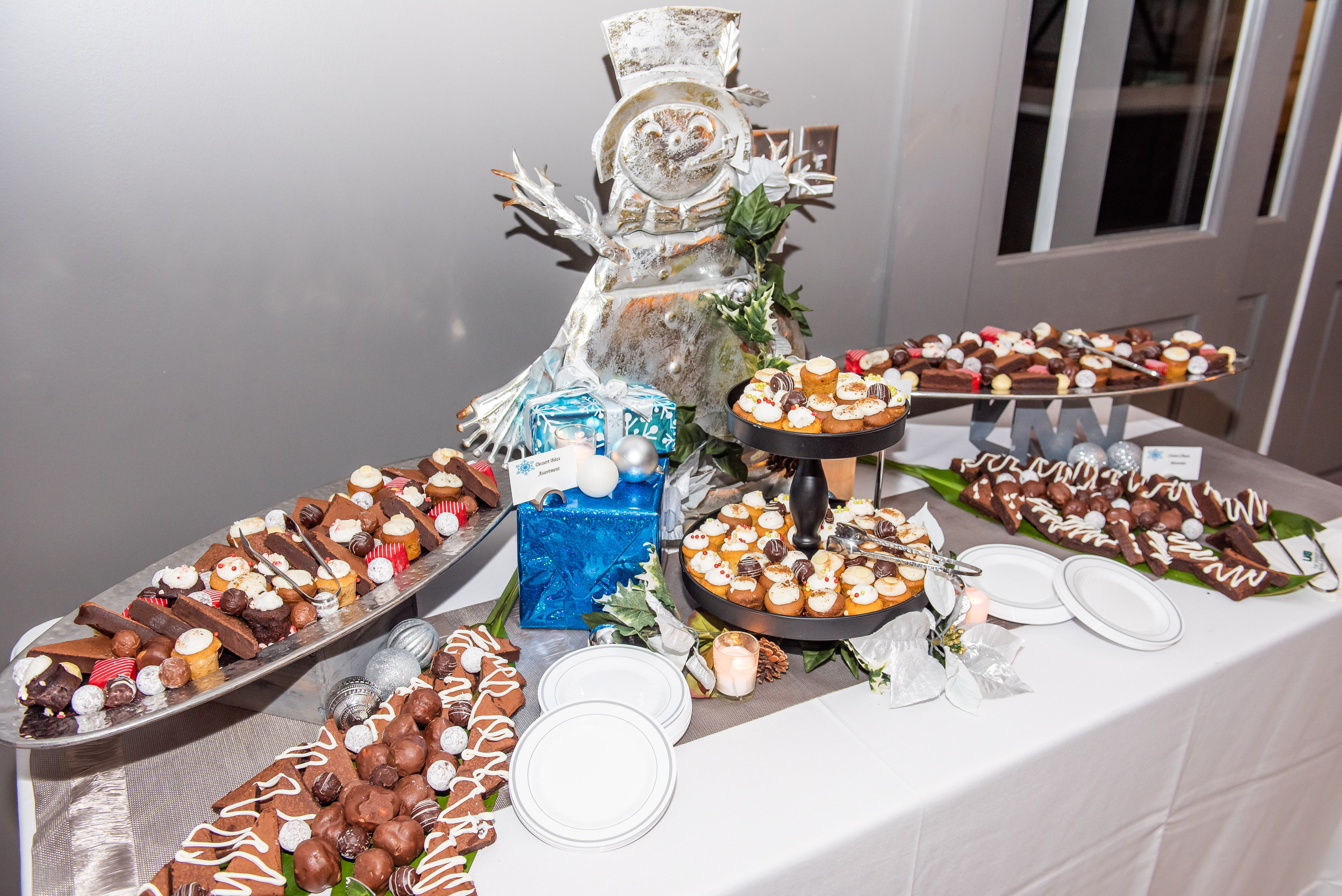 001StudentAffairs Holiday2019