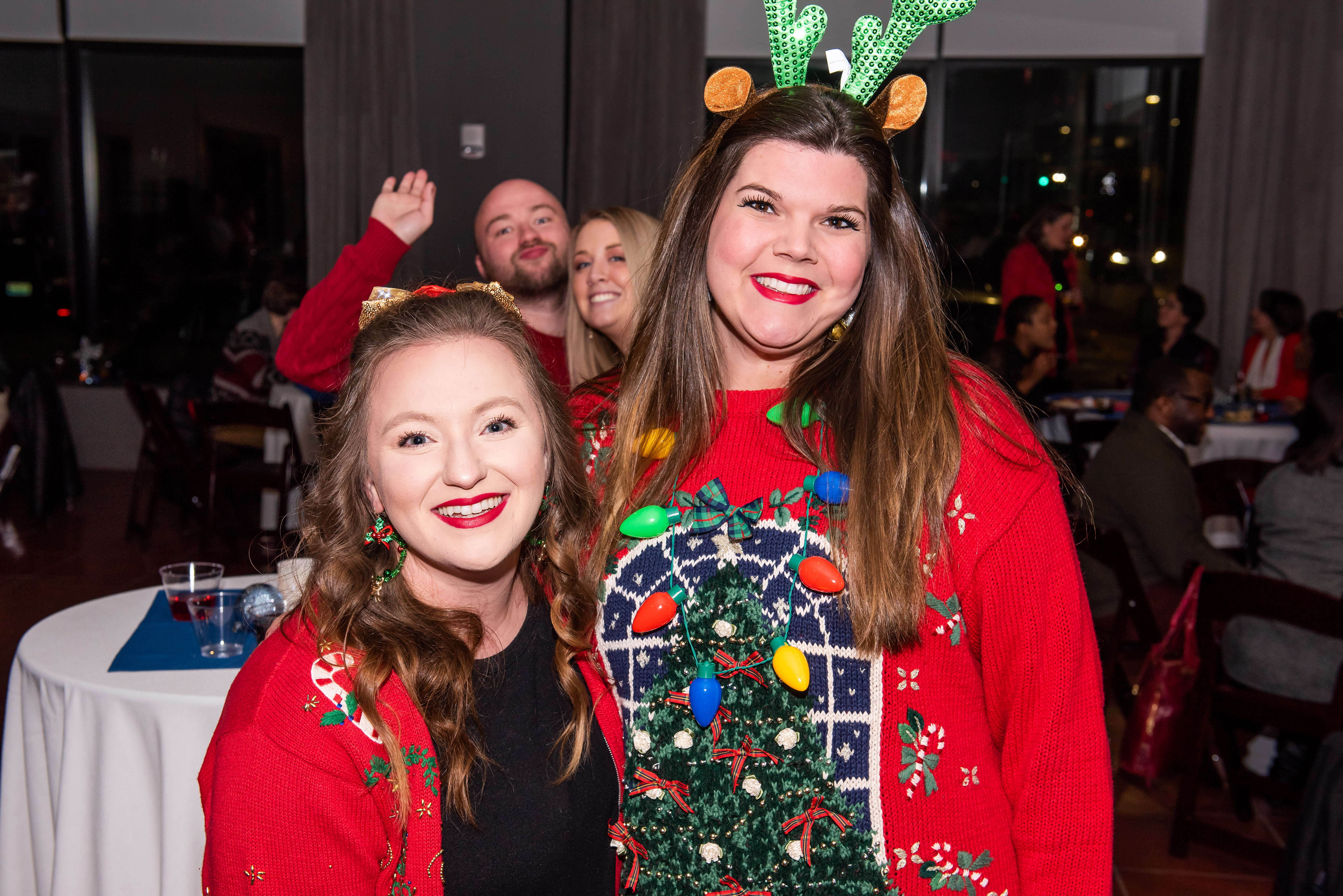 046StudentAffairs Holiday2019