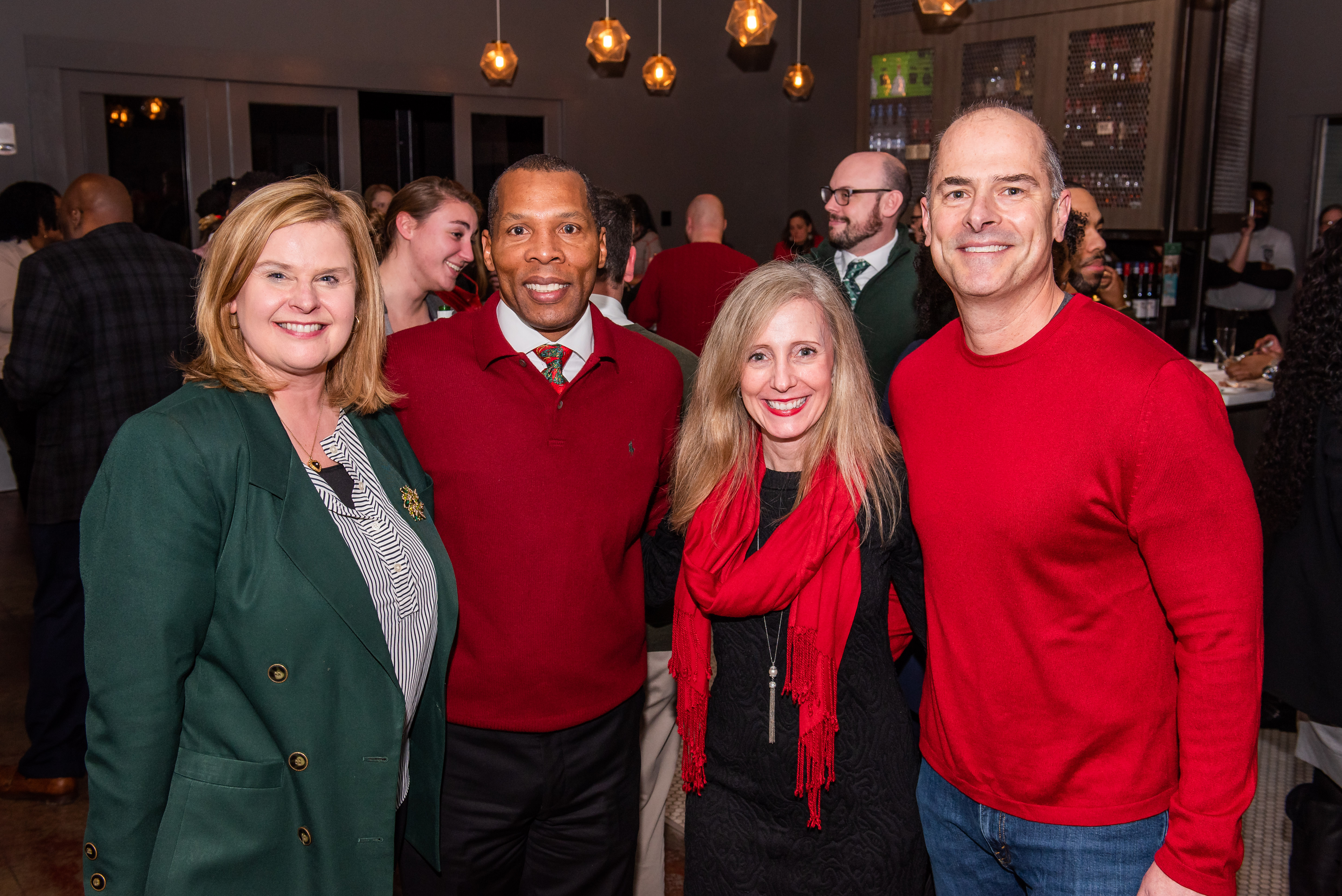 055StudentAffairs Holiday2019