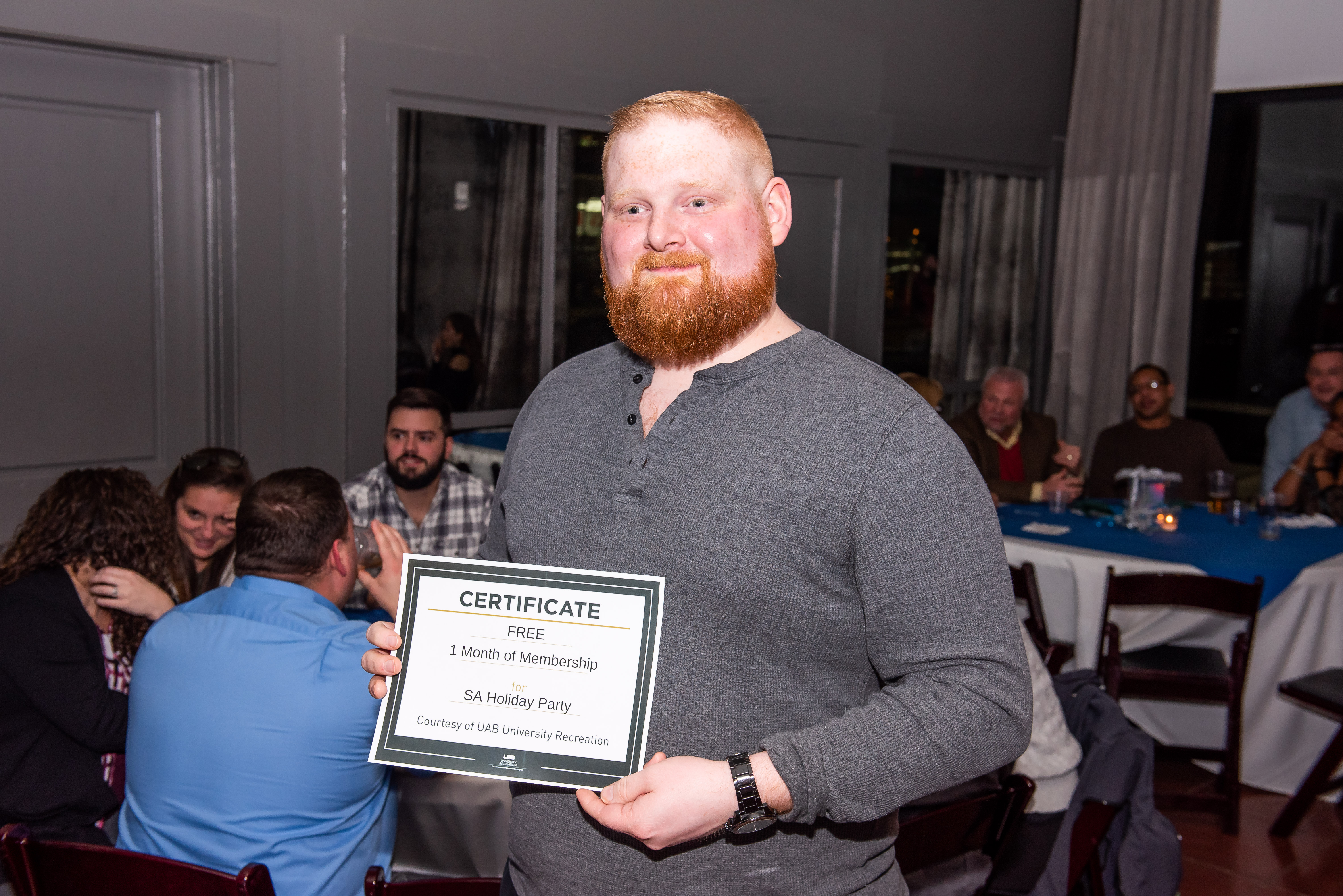 067StudentAffairs Holiday2019