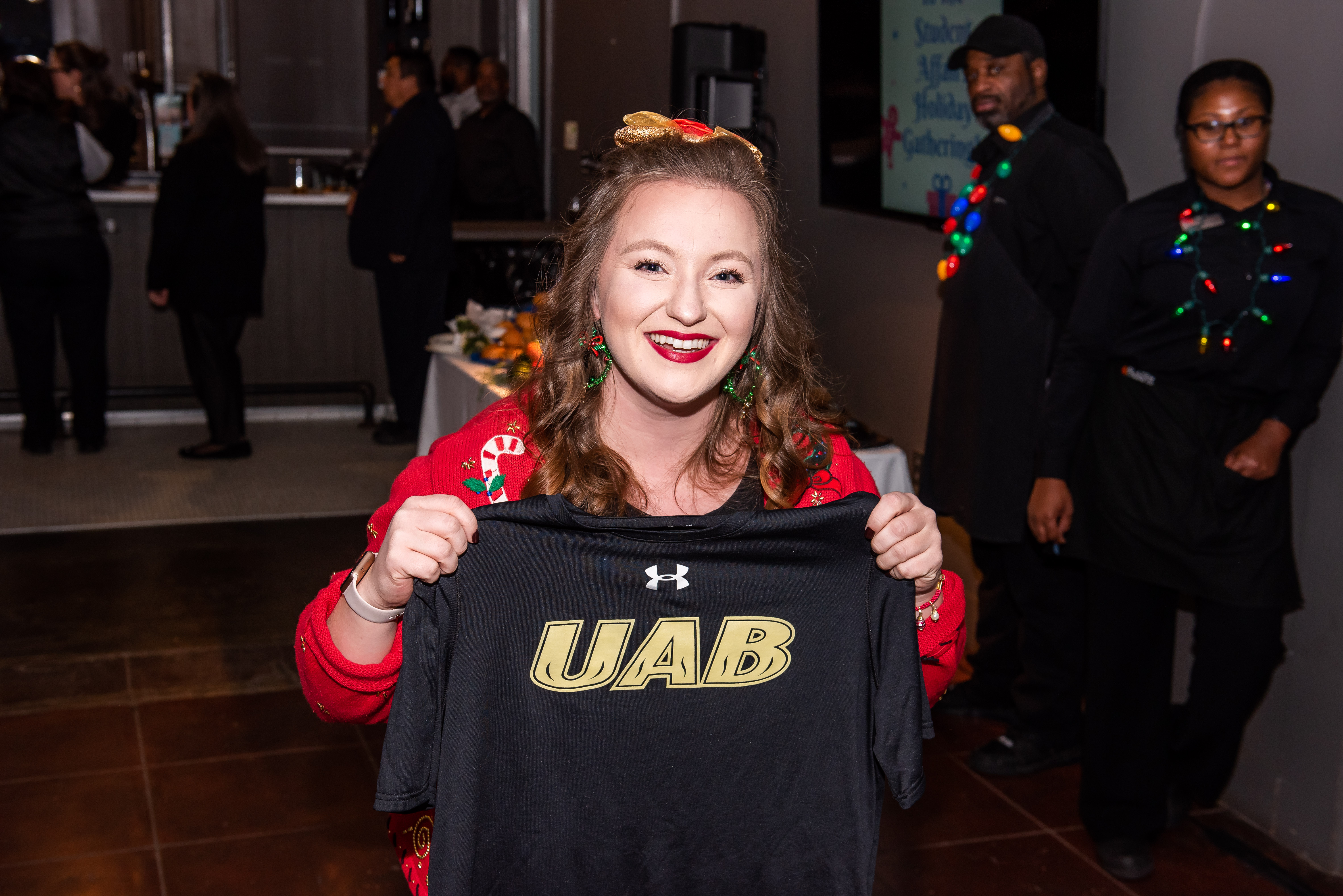 071StudentAffairs Holiday2019