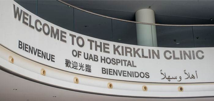 Photo of UAB Kirklin Clinic welcome sign in four languages
